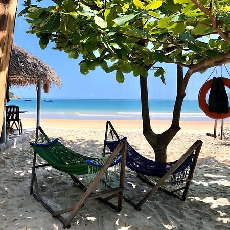 Robinson Beach Bungalow Vinh Hoa Buitenkant foto