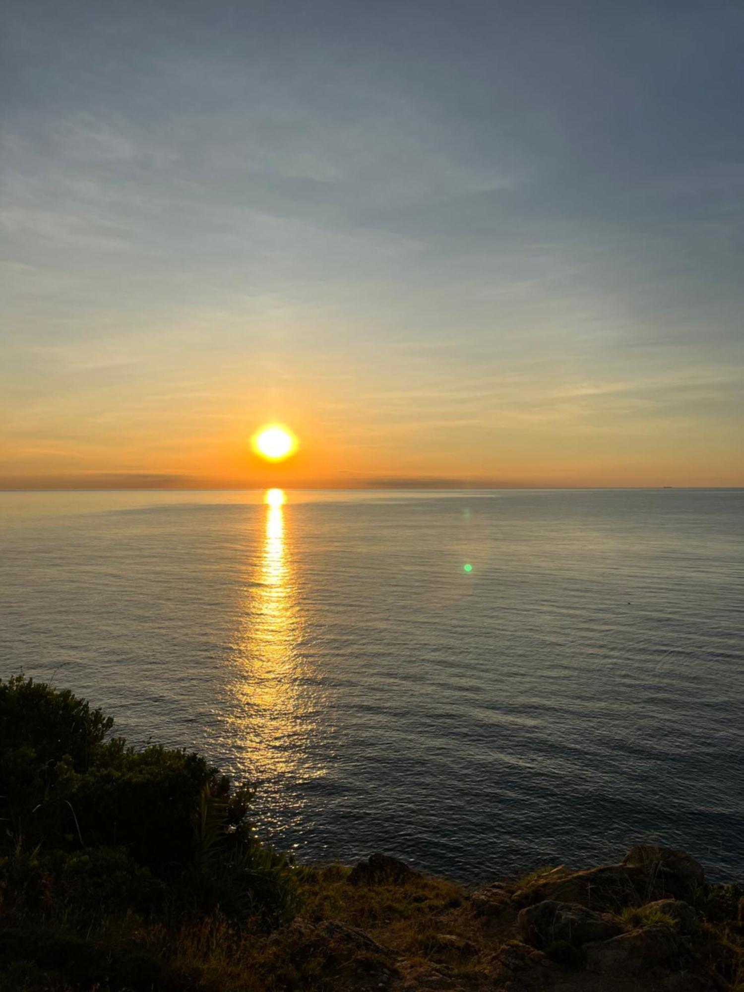 Robinson Beach Bungalow Vinh Hoa Buitenkant foto