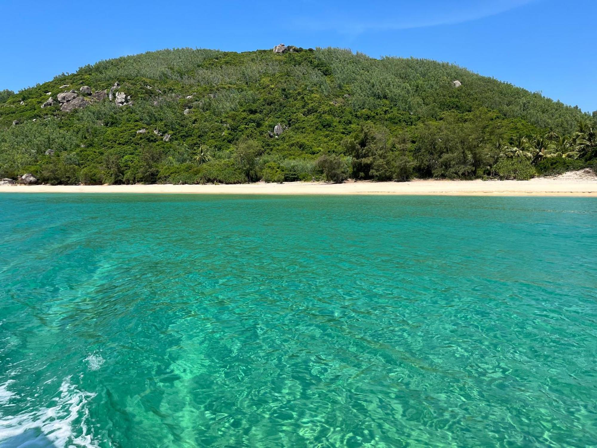 Robinson Beach Bungalow Vinh Hoa Buitenkant foto
