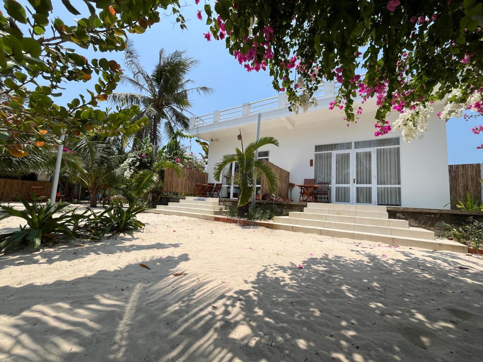 Robinson Beach Bungalow Vinh Hoa Buitenkant foto