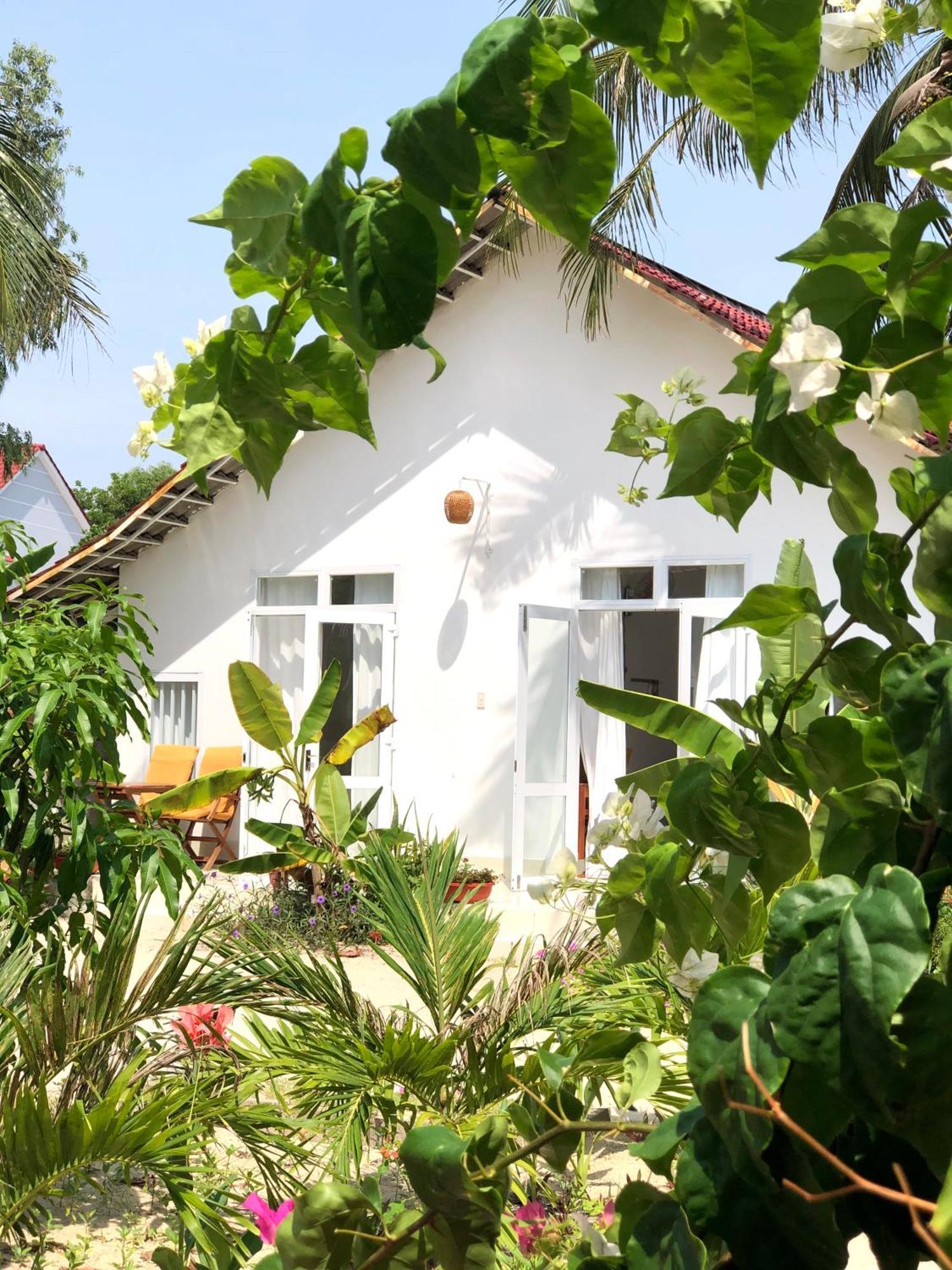 Robinson Beach Bungalow Vinh Hoa Buitenkant foto